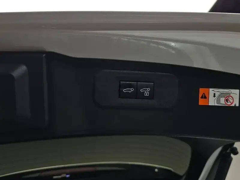 2024 Lexus NX с пробегом 117 846 км