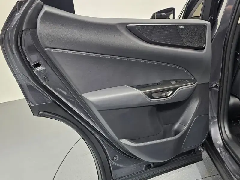 2025 Lexus NX с пробегом 37 178 км