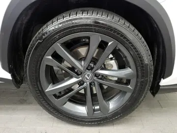2024 Lexus NX с пробегом 17 237 км