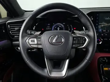 2024 Lexus NX с пробегом 17 237 км