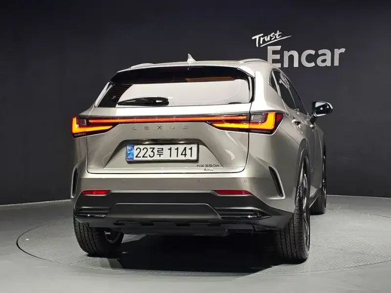2024 Lexus NX с пробегом 11 241 км