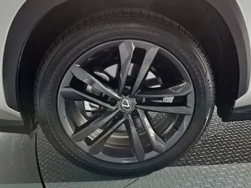 2024 Lexus NX с пробегом 11 241 км
