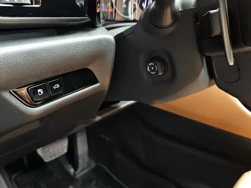 2024 Lexus NX с пробегом 11 241 км