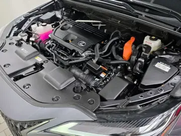 2024 Lexus NX с пробегом 21 596 км