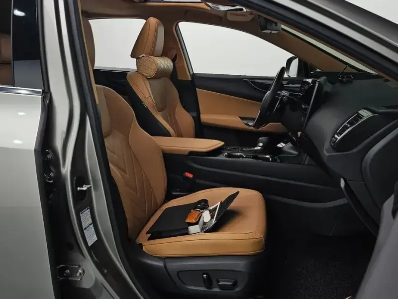 2023 Lexus NX с пробегом 28 616 км
