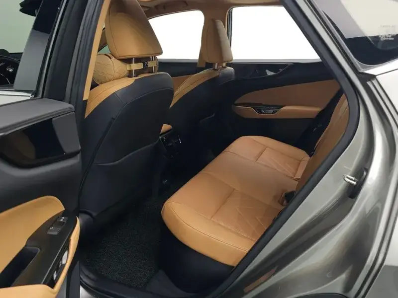 2023 Lexus NX с пробегом 28 616 км