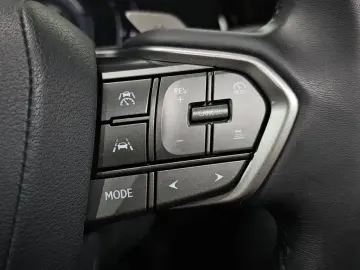 2025 Lexus NX с пробегом 18 939 км