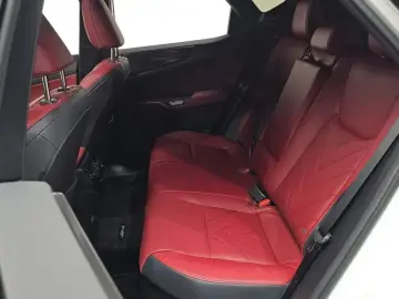 2024 Lexus NX с пробегом 16 964 км