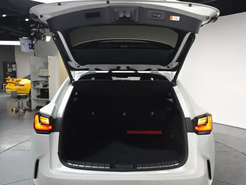 2024 Lexus NX с пробегом 16 964 км