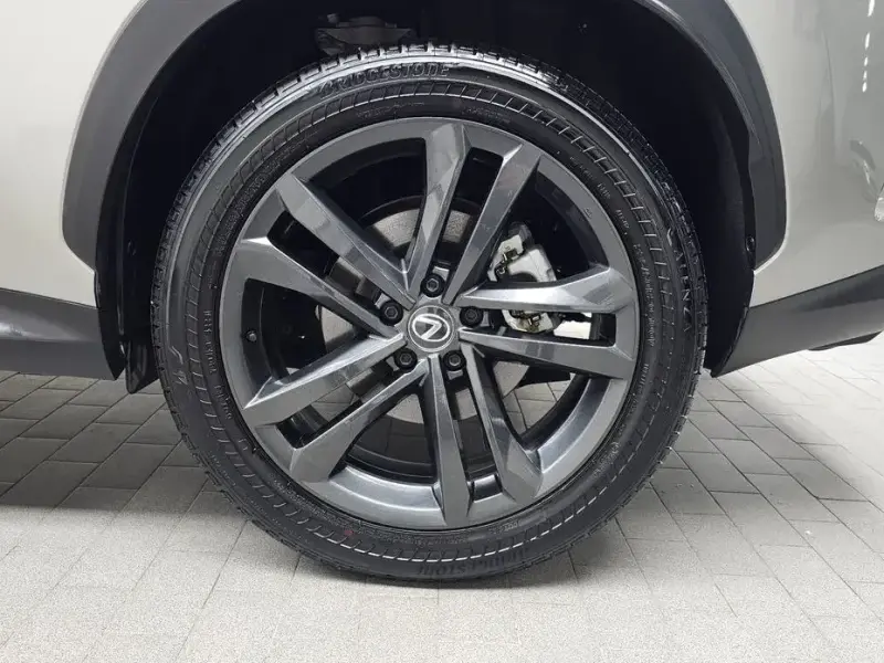 2024 Lexus NX с пробегом 31 707 км