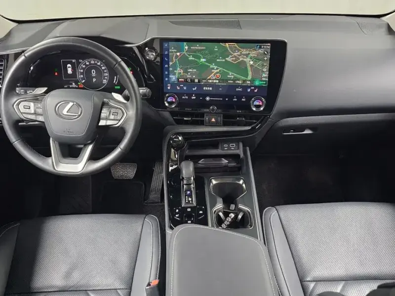 2024 Lexus NX с пробегом 31 707 км