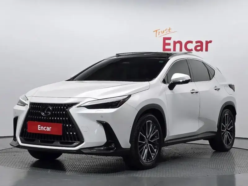 2023 Lexus NX с пробегом 109 855 км