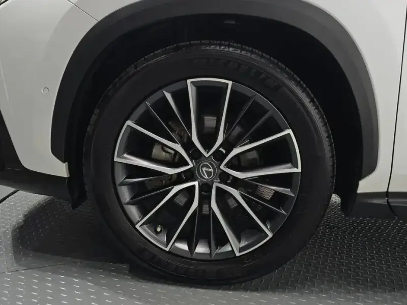 2023 Lexus NX с пробегом 109 855 км
