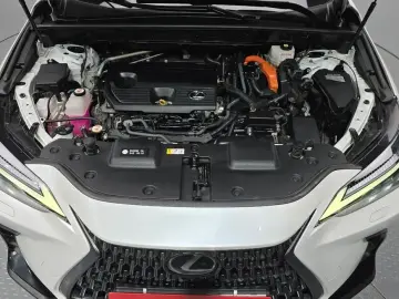 2023 Lexus NX с пробегом 109 855 км