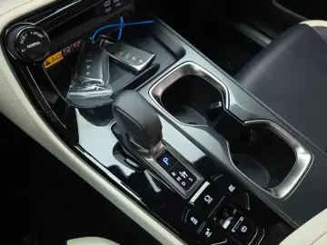 2023 Lexus NX с пробегом 109 855 км