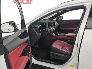 2024 Lexus NX с пробегом 17 075 км