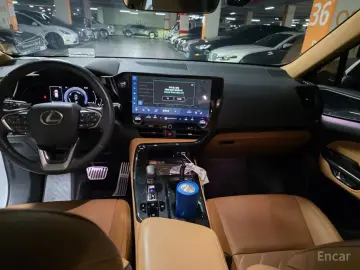 2024 Lexus NX с пробегом 12 000 км
