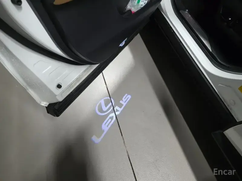 2024 Lexus NX с пробегом 12 000 км