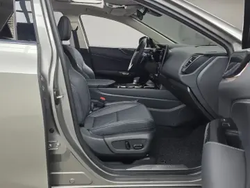 2025 Lexus NX с пробегом 11 763 км