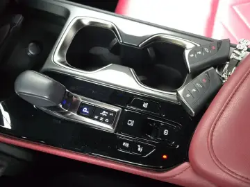 2023 Lexus NX с пробегом 76 299 км