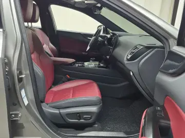 2023 Lexus NX с пробегом 76 299 км