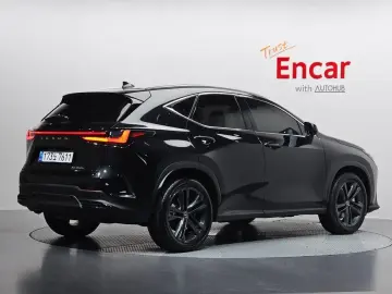 2024 Lexus NX с пробегом 6 898 км