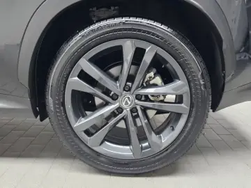 2024 Lexus NX с пробегом 6 898 км