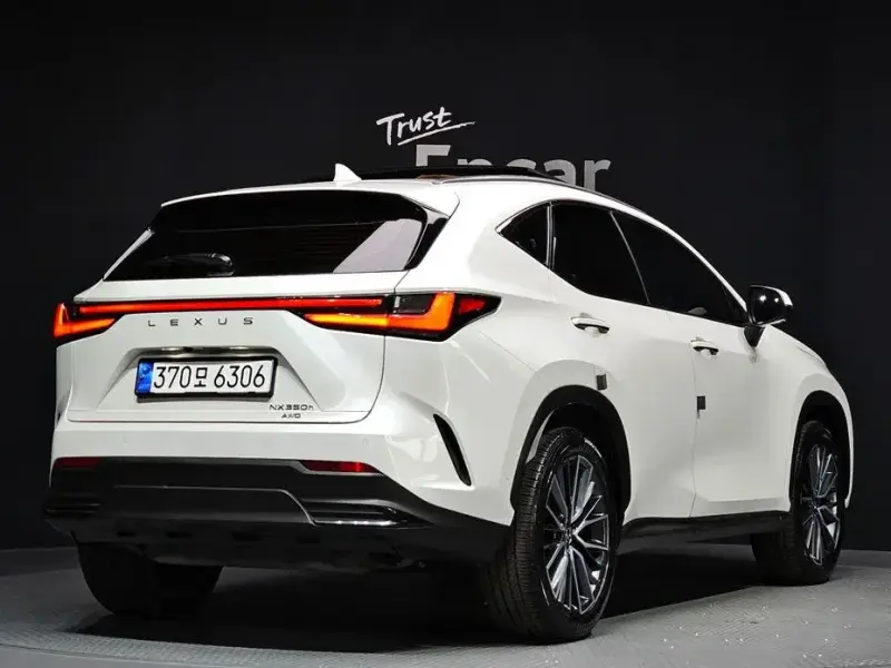 2024 Lexus NX с пробегом 25 493 км