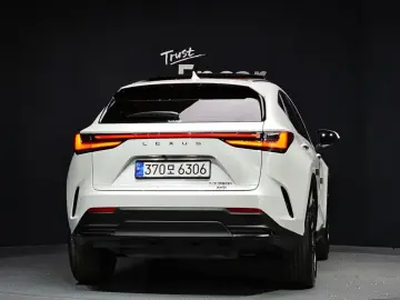 2024 Lexus NX с пробегом 25 493 км