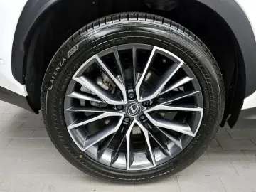 2024 Lexus NX с пробегом 25 493 км
