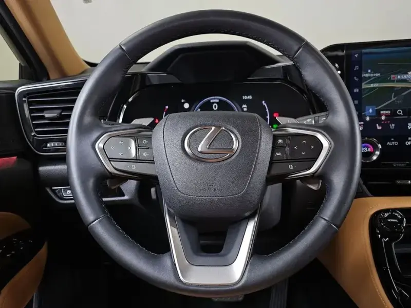 2024 Lexus NX с пробегом 25 493 км