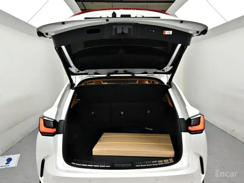 2024 Lexus NX с пробегом 25 493 км