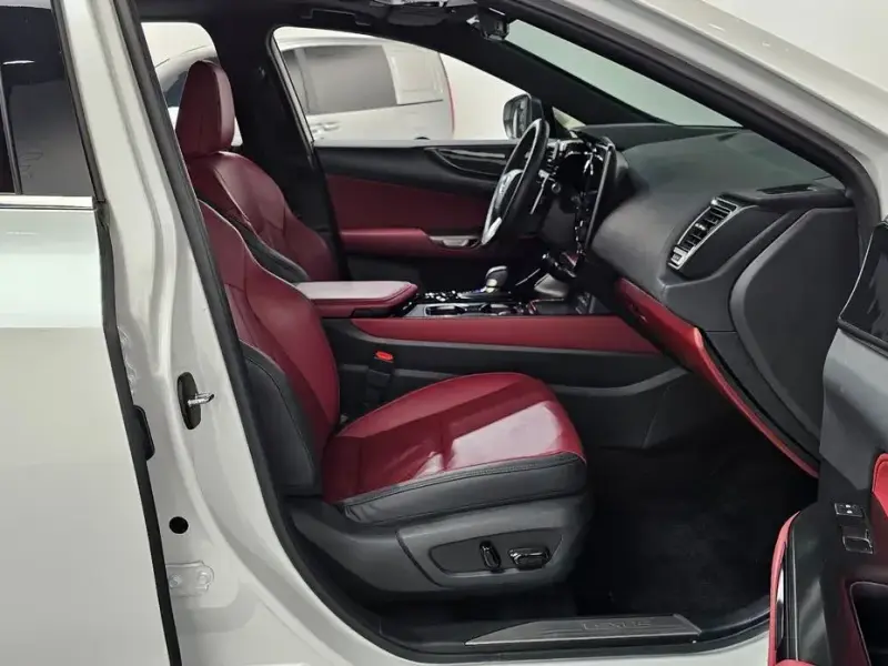 2024 Lexus NX с пробегом 48 449 км