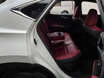 2024 Lexus NX с пробегом 48 449 км