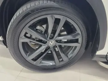 2023 Lexus NX с пробегом 28 136 км