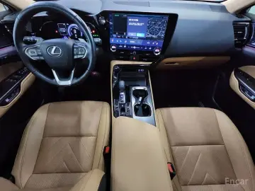 2023 Lexus NX с пробегом 43 111 км