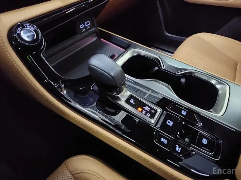2023 Lexus NX с пробегом 43 111 км