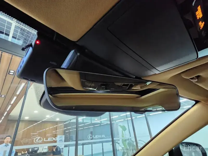 2023 Lexus NX с пробегом 43 111 км