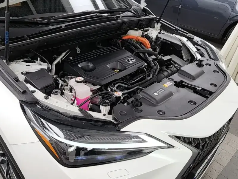 2024 Lexus NX с пробегом 7 163 км