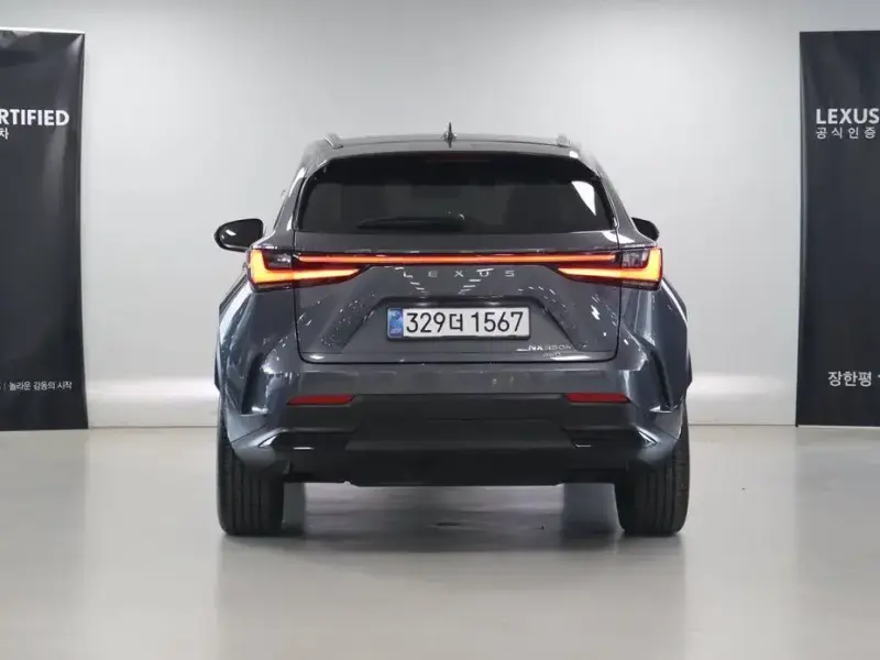 2025 Lexus NX с пробегом 8 428 км