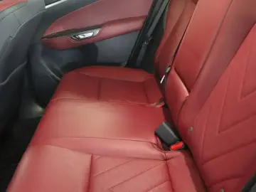 2025 Lexus NX с пробегом 8 428 км