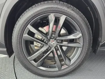 2023 Lexus NX с пробегом 26 276 км