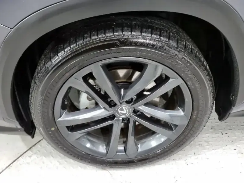 2023 Lexus NX с пробегом 53 000 км
