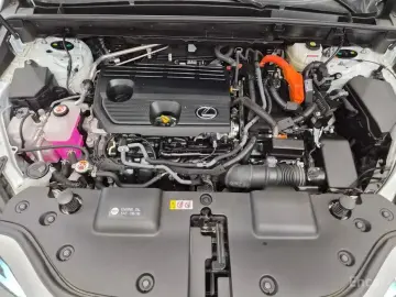 2024 Lexus NX с пробегом 15 065 км