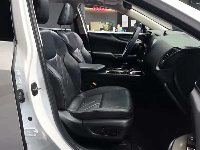 2024 Lexus NX с пробегом 50 833 км