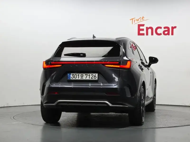 2022 Lexus NX с пробегом 49 578 км