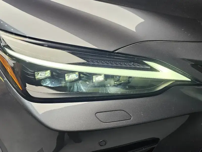2026 Lexus NX с пробегом 6 093 км