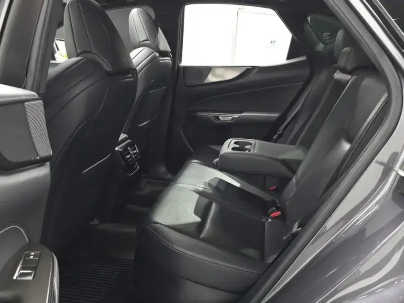 2022 Lexus NX с пробегом 49 578 км