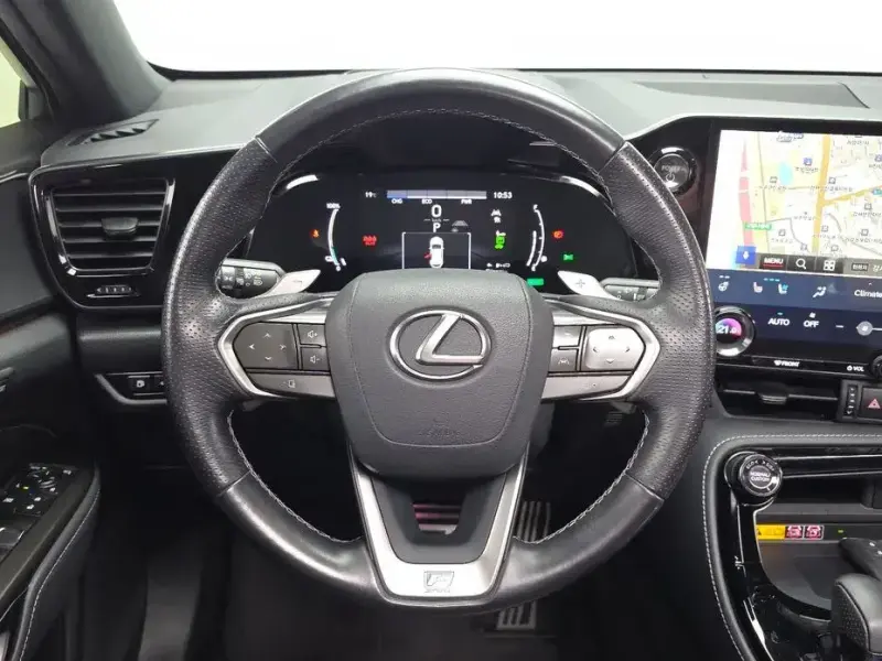 2022 Lexus NX с пробегом 49 578 км