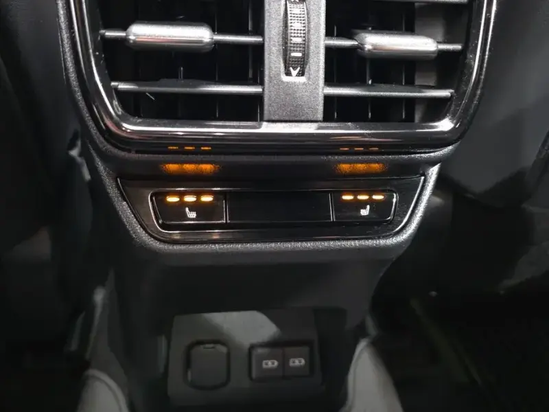 2022 Lexus NX с пробегом 49 578 км